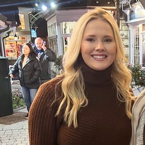 Meet your Posher, Peyton